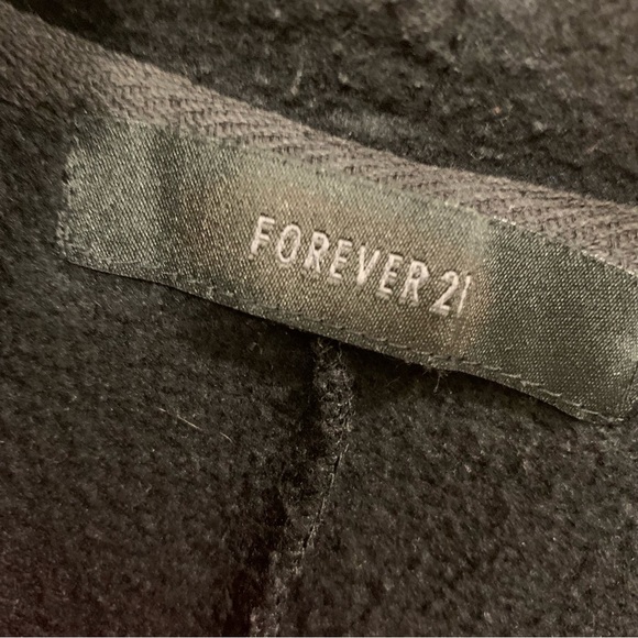 2/$6 🖤 FOREVER 21 Black Cardigan 🖤 - Picture 11 of 11